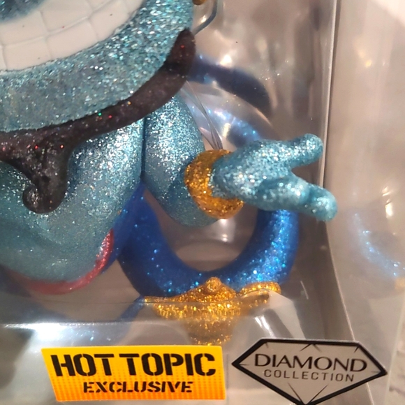 ๐ Exclusive Diamond collection Aladdin Genie with golden lamp Funko Pop! - Picture 5 of 7